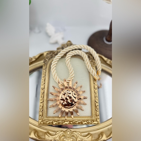 Zara Jewelry - Bold Sun Medallion Statement Necklace